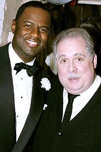 A Smooth First Perf for New Chicago Star Brian McKnight