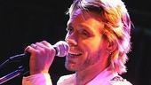 Adam Pascal at Joe's Pub - Adam Pascal (onstage)