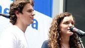 Photo Op - Broadway in Bryant Park 08-09-07 - Jonathan Groff - Jennifer Damiano 