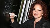 Photo Op - Gloria Estefan at Mary Poppins - Gloria Estefan 