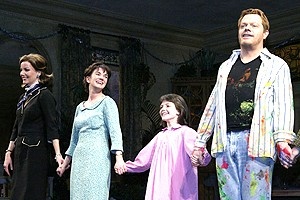 Joe Egg Opening - Curtain Call - Margaret Colin - Victoria Hamilton - Madeleine Martin - Eddie Izzard