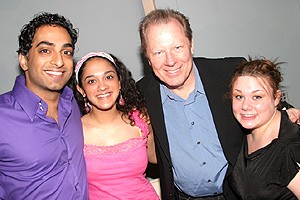 Stars in the Alley 2004 - Manu Narayan - Anisha Nagarajan - Michael McKean - Carly Jibson