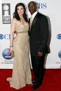 Tonys 2005: Fashion - Idina Menzel - Taye Diggs