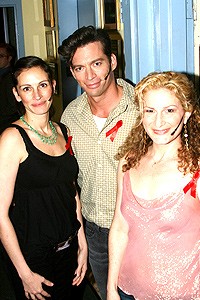 Easter Bonnet 2006 - Julia Roberts - Harry Connick Jr. - Ana Gasteyer (backstage)
