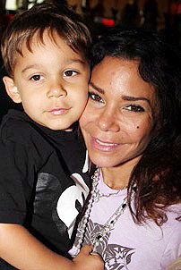 Rosie Cruise 2008 - Daphne Rubin-Vega - son Luca