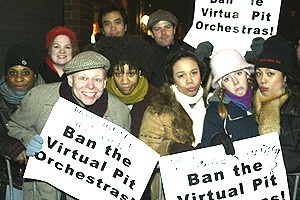 Actors Support 802 - Hairspray cast