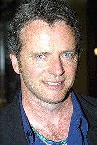 Intrigue with Faye opening - Aidan Quinn