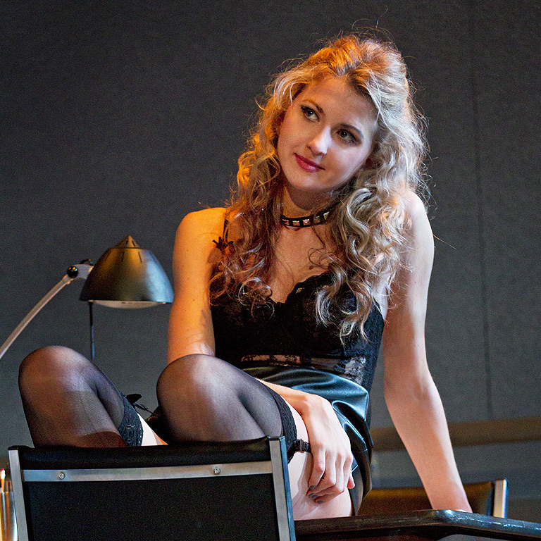 iPad - Venus in Fur - 5