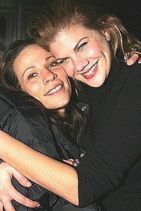 Aunt Dan and Lemon opening - Lili Taylor - Kristen Johnston 