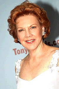 Tonys 2004 Fashion - Beth Fowler