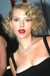 Tonys 2004 Fashion - Scarlett Johansson 