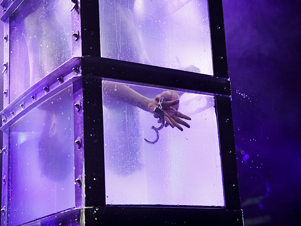 The Illusionists—Live From Broadway - Prod Photos - 9/16
