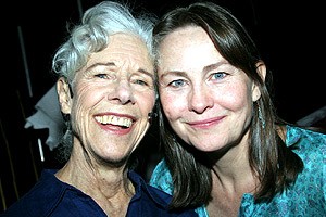 Easter Bonnet 2005 - Frances Sternhagen - Cherry Jones