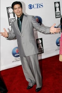 Tonys 2005: Fashion - Esai Morales