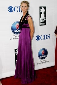 Tonys 2005: Fashion - Joan Allen