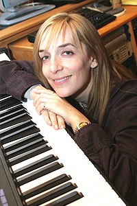 Julia Murney recording session - Julia Murney leans on keyboard