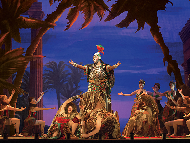 Show Photos: <i>The Phantom of the Opera</i> National Tour - Cast