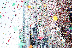 Photo Op - Broadway on Broadway fall 2006 - confetti