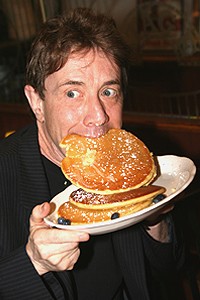 Photo Op - Martin Short Pancakes at Stage Deli - Martin Short (pancake - mouth)