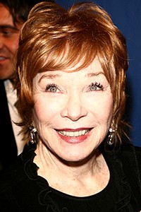 Photo Op - Dreamgirls premiere in LA - Shirley MacLaine