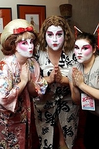 Photo Op - Easter Bonnet 2007 - Shannon Durig - Paul Vogt - Michele Dowdy