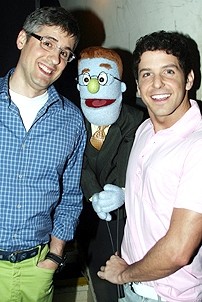 Photo Op - Easter Bonnet 2007 - Mo Rocca - Rod (puppet) - Howie Michael Smith