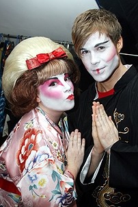 Photo Op - Easter Bonnet 2007 - Shannon Durig - Ashley Parker Angel