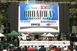 Photo Op - Broadway in Bryant Park 2007 - stage
