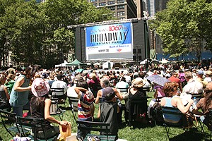 Photo Op - Broadway in Bryant Park - stage - crowd