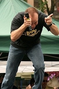 Photo Op - Broadway in Bryant Park 07-19-07 - Danny Burstein