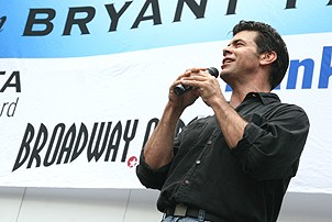 Photo Op - Broadway in Bryant Park 08-09-07 - Burke Moses