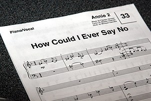 Photo Op - 30th Anniversary Recording of Annie - music "How Could I Ever Say No"