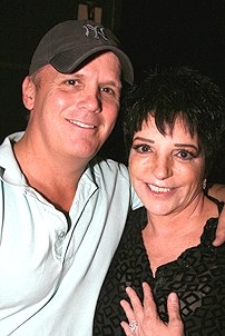 Photo Op - Liza Minnelli at Curtains - Scott Ellis - Liza Minnelli 