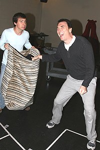 Photo Op - Grinch rehearsal 2007 - Rusty Ross - Patrick Page w/sack