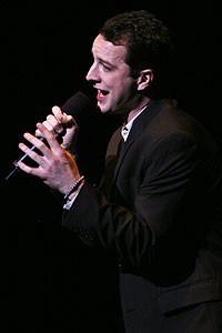 Photo Op - Only Make Believe 2007 - Euan Morton onstage