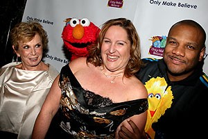 Photo Op - Only Make Believe 2007 - Dena Hammerstein - Carol-Lynn Parente - Kevin Clash