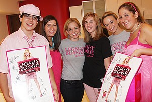 Bend and Snap Competition - fans