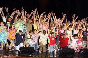 Rosie Cruise 2008 - Broadway Kids