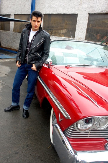 Grease Thanksgiving Day parade – Derek Keeling car