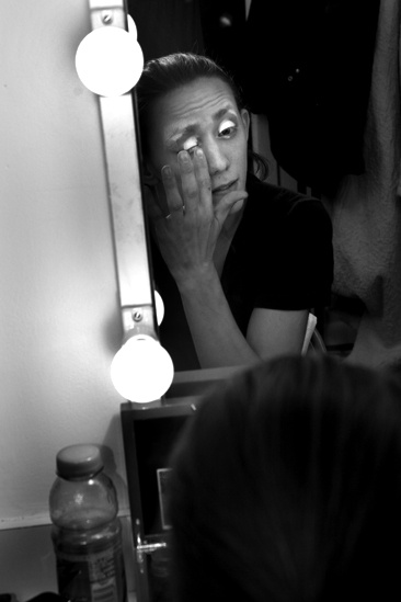 Slava’s Snowshow backstage - girl