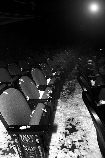 Slava’s Snowshow backstage – seats