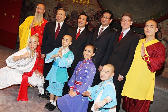 Soul of Shaolin Opening Night - Peng Keyu - Ambassador Zhang Yesui - Li Zhixiang - Robert Nederlander Jr.