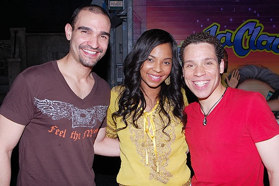 Broadway.com | Photo 2 of 7 | Grammy Winner Ashanti Eases Down the Road