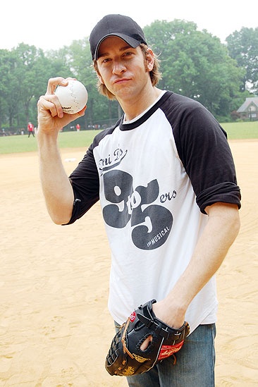 Broadway Softball May 2009 – Andy Karl