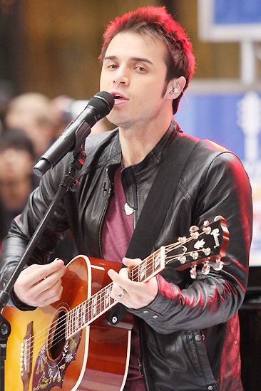 Idols on Today – Kris Allen
